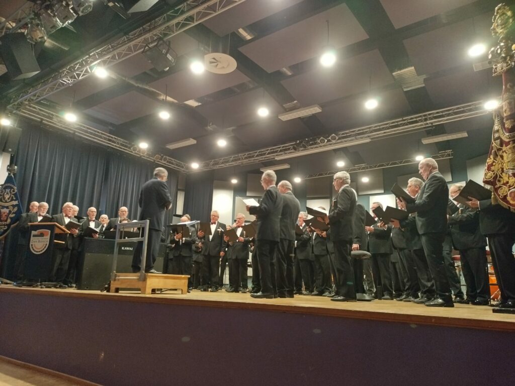 PHOTO-2024-03-17-11-45-18 Vriendenkoor Echt en de Koninklijke Harmonie van Thorn samen in concert