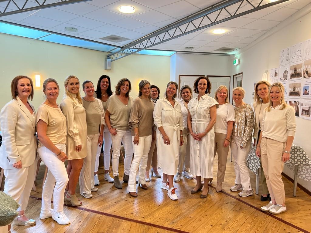 Pur Sang (002) Vriendenkoor Echt en Pur Sang geven lenteconcert