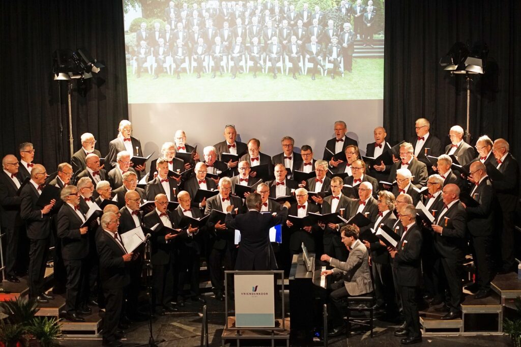 Voorjaarsconcert (17b) Gezamenlijk concert met Pur Sang was een groot succes!