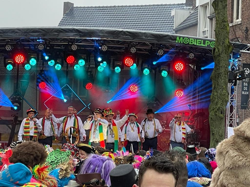 680c3652-49ae-4d15-a9cb-06a4a67bba93 Gangmakers op elk feest
