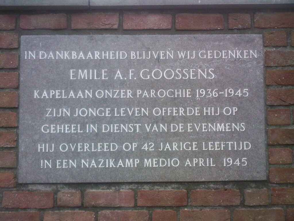 190994_echt_monument_voor_kapelaan_emile_af_goossens-3840x9999 Nieuwtje voor de Kapelaan Goossensstraat bewoners!
